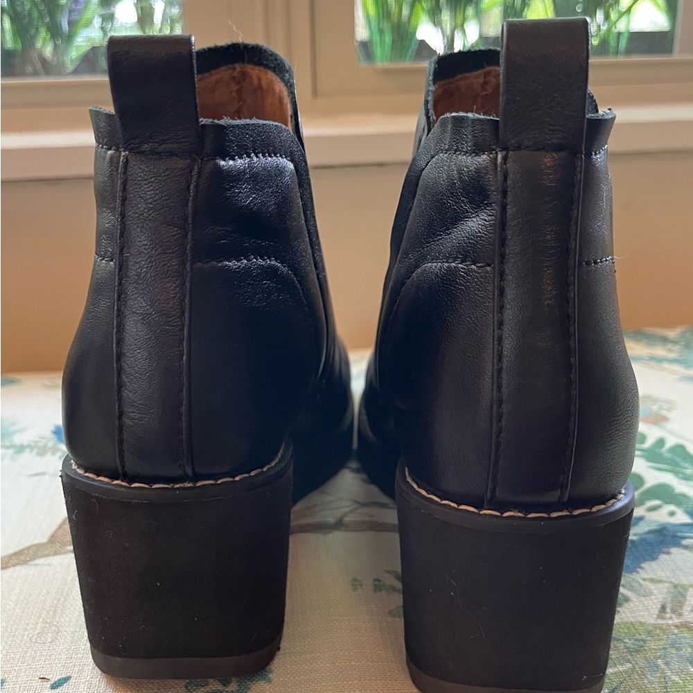 Sofft Women's Emeree Fashion Ankle Boots Sz. 8.5M Black - Picture 5 of 9